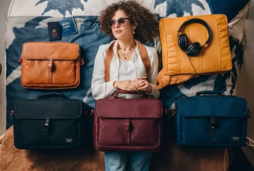 5 Laptop Messenger Bags Every Travel Enthusiast Needs